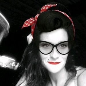 Meet your Posher, Brenda